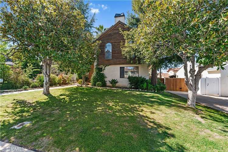 10227 Parr, Sunland, CA 91040