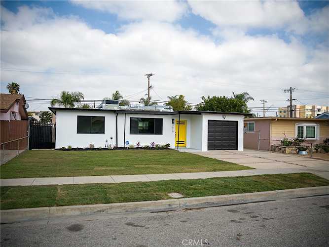 3619 W 144th St, Hawthorne, CA 90250