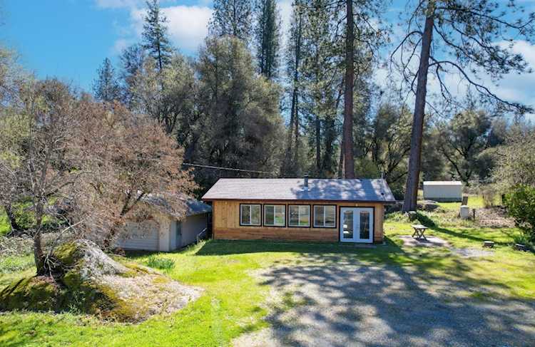 7935 Fairplay Road, Somerset, CA 95684