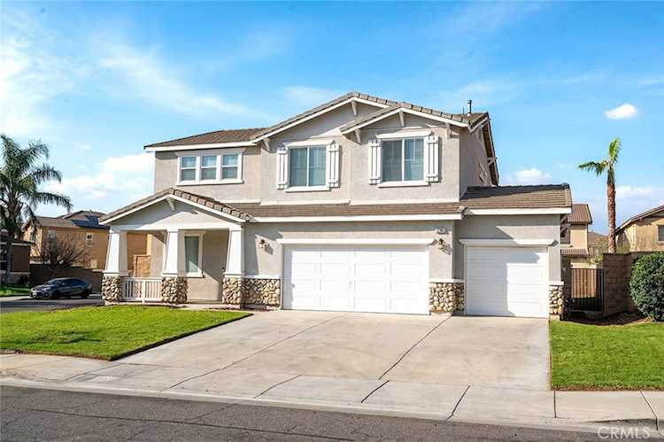 12966 Eastern Shore Dr, Eastvale, CA 92880