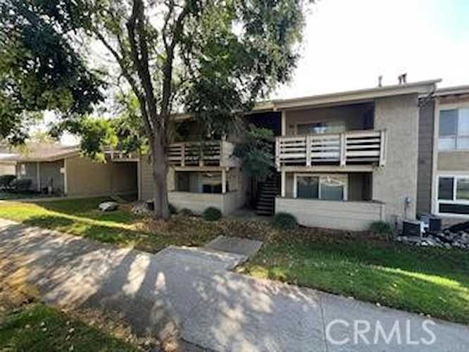 1130 E Alosta #B102, Azusa, CA 91702