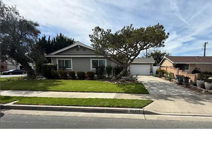 10321 Janice Lynn St, Cypress, CA 90630