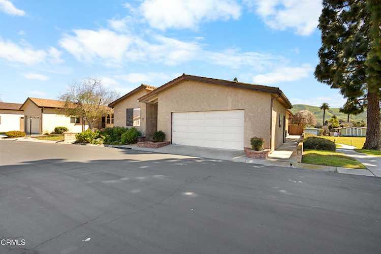 975 W Telegraph Rd #77, Santa Paula, CA 93060