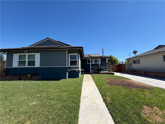 11012 Marklein, San Fernando, CA 91345