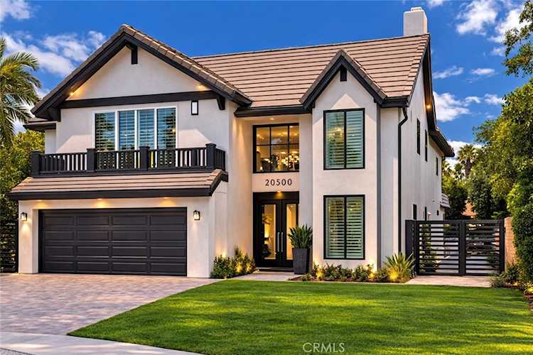 20500 Blairmoore St, Chatsworth, CA 91311