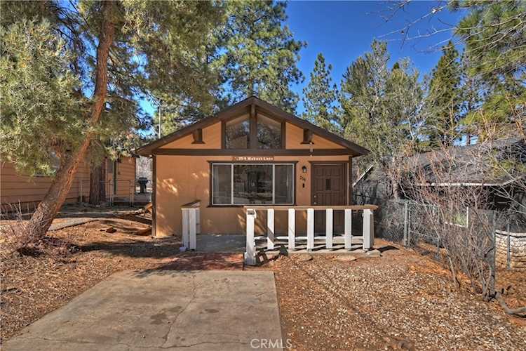 254 Wabash Ln, Sugarloaf, CA 92386