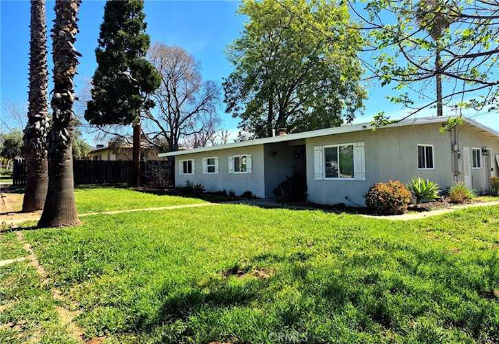 217 E Avenue L, Calimesa, CA 92320