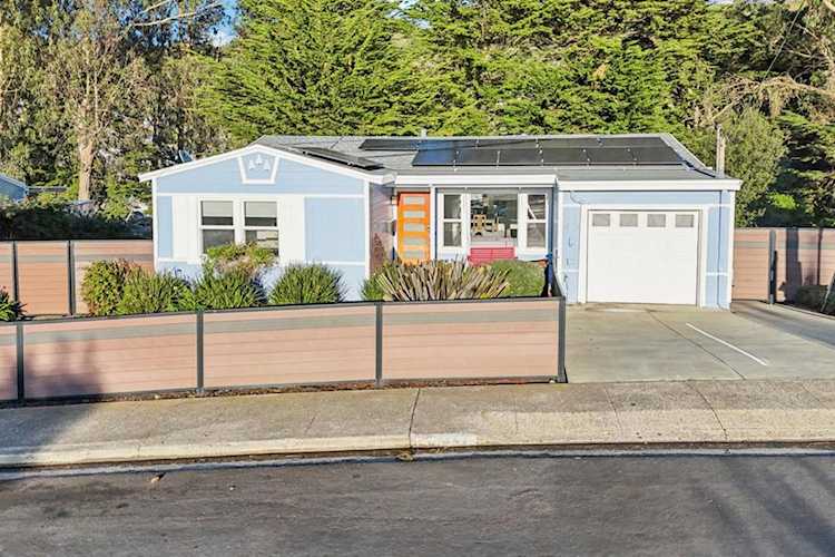 347 Manor Dr, Pacifica, CA 94044