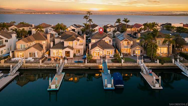 52 Spinnaker Way, Coronado, CA 92118