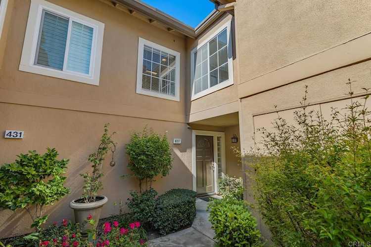 421 S Rosemary Ln, Anaheim Hills, CA 92808