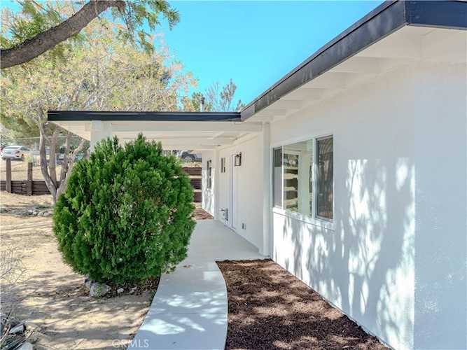 49126 Park Ave, Morongo Valley, CA 92256