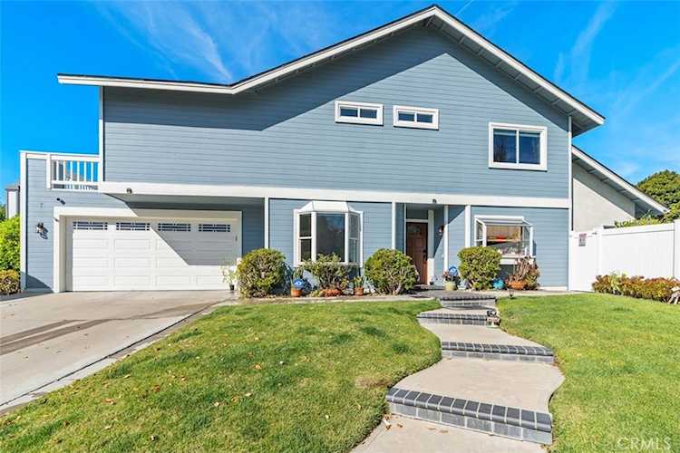 7 Clear Creek Ln, Laguna Hills, CA 92653