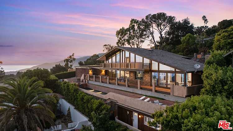 620 Resolano Dr, Pacific Palisades, CA 90272