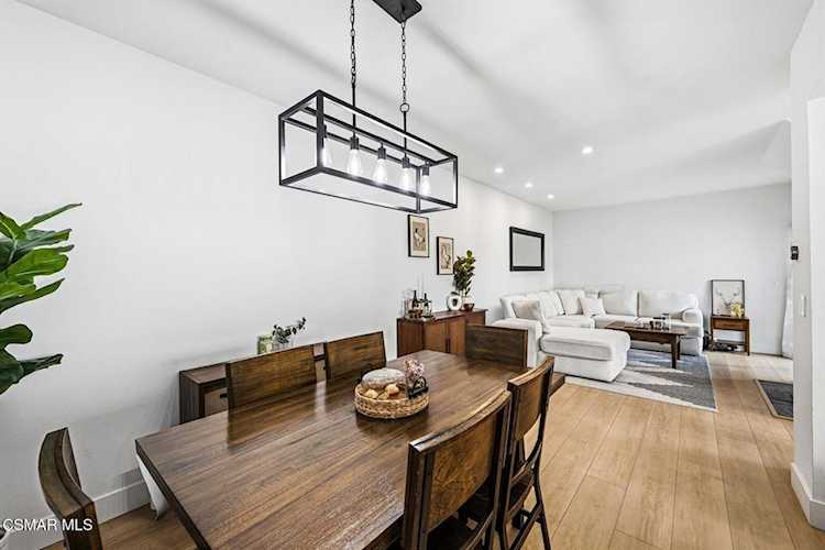 513 Water Oak Ln #B, Oak Park, CA 91377