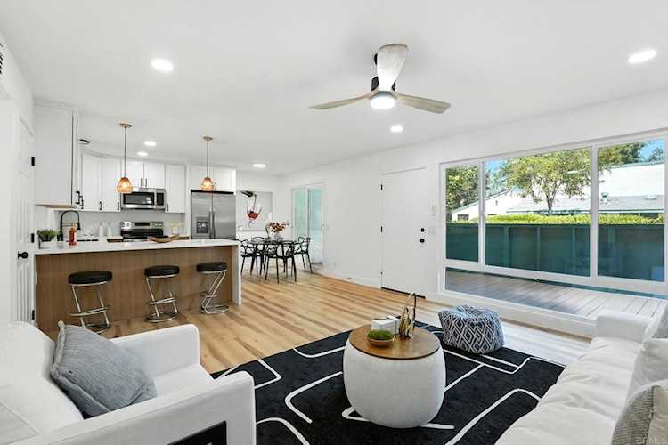 1817 E Grand Ave #77, Escondido, CA 92027