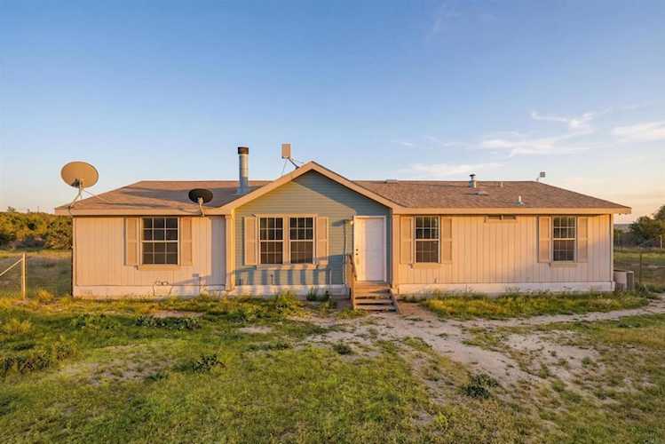 909 Tierra De Luna, Boulevard, CA 91905