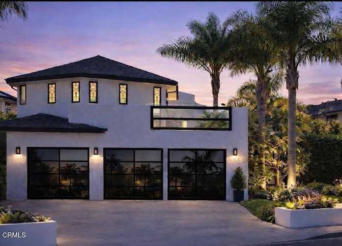 952 Peninsula St, Ventura, CA 93001