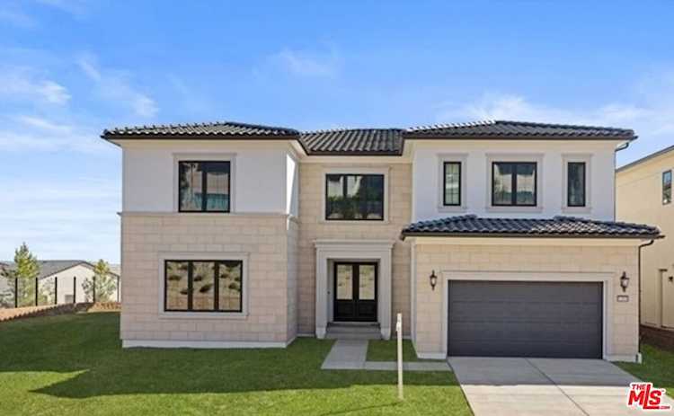 11800 W Tudor Ct, Porter Ranch, CA 91326