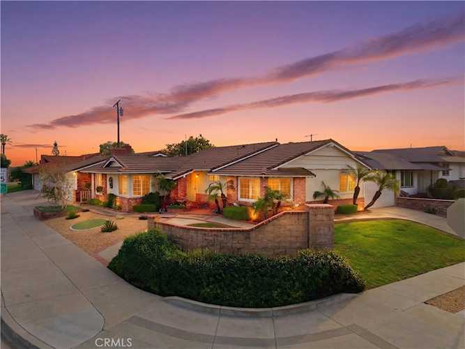 1209 N Puente St, Brea, CA 92821