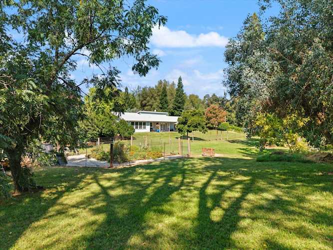 7911 Logan Lane, Penryn, CA 95663