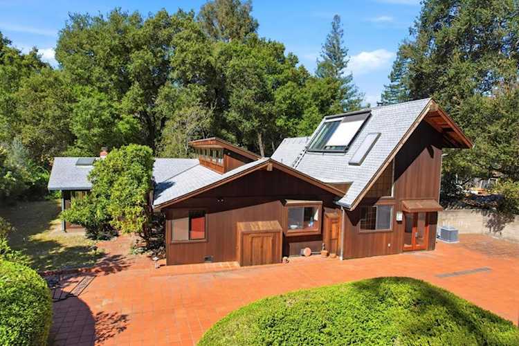 12861 Foothill Ln, Saratoga, CA 95070