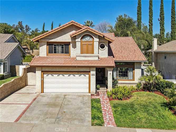 21979 Jeffers Ln, Saugus, CA 91350