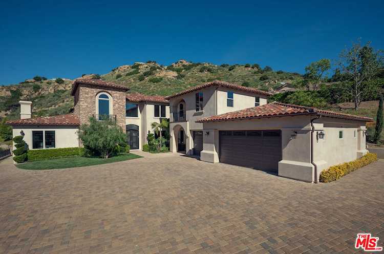 47 Buckskin Rd, Bell Canyon, CA 91307