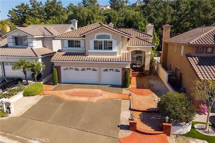 7668 E Hollow Oak, Anaheim Hills, CA 92808