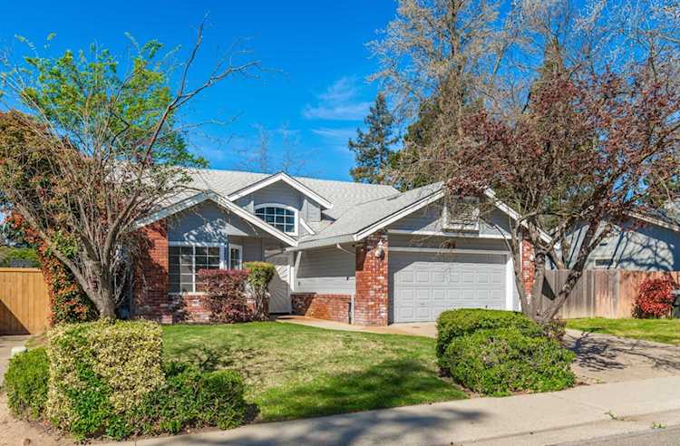 8127 Aztec Way, Antelope, CA 95843