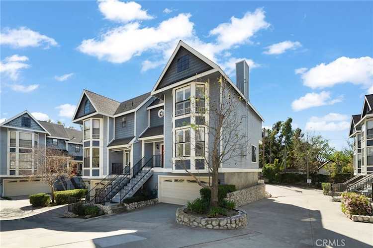 448 Mariposa, Sierra Madre, CA 91024