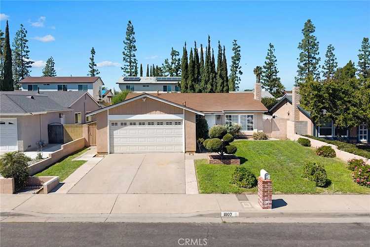 1807 Nausika Ave, Rowland Heights, CA 91748