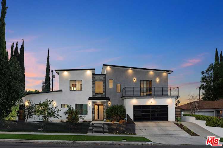 5131 Etiwanda Ave, Tarzana, CA 91356