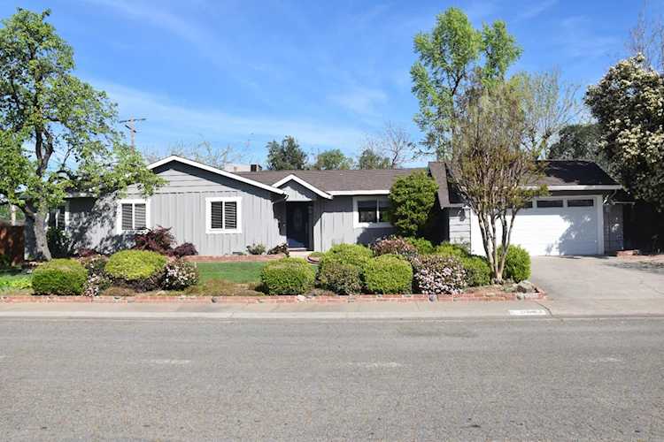 5443 Aris Way, Carmichael, CA 95608