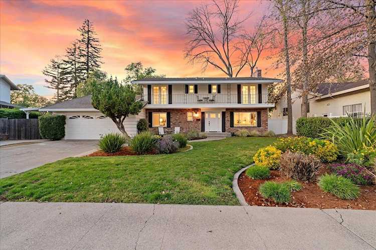 1022 Charleston Circle, Roseville, CA 95661