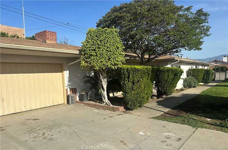 8147 Lake Knoll Dr, Rosemead, CA 91770