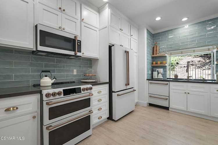 5473 Spanish Oak Ln #G, Oak Park, CA 91377