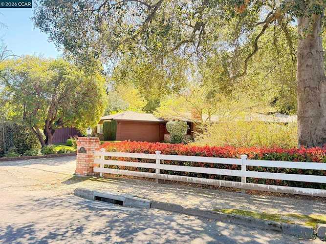 105 Camille Court, Alamo, CA 94507-2413