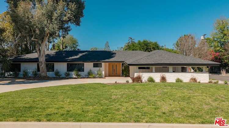 17601 Mccormick St, Encino, CA 91316