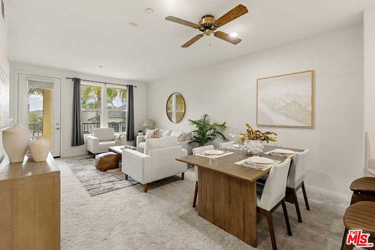 1708 Tanager St #1-202, Ventura, CA 93003