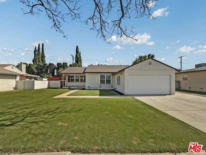 10014 Montgomery Ave, North Hills, CA 91343