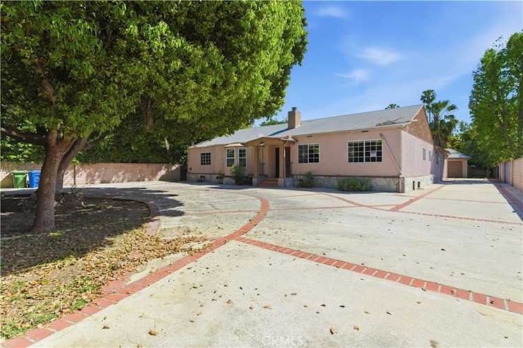 15000 Hamlin St, Van Nuys, CA 91411