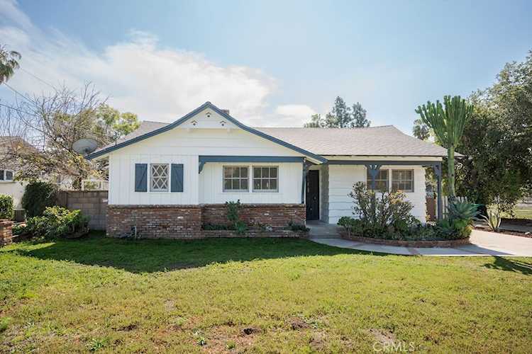 714 E Baseline, San Dimas, CA 91773