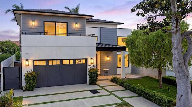 2504 Fisk Ln, Redondo Beach, CA 90278