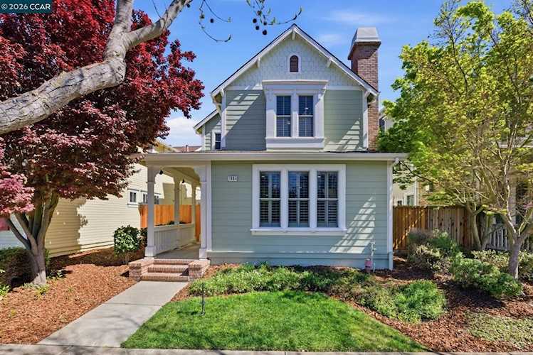 1084 Avocet Dr, Hercules, CA 94547