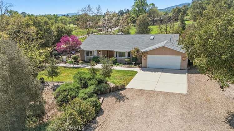 13730 El Camino Real, Atascadero, CA 93422