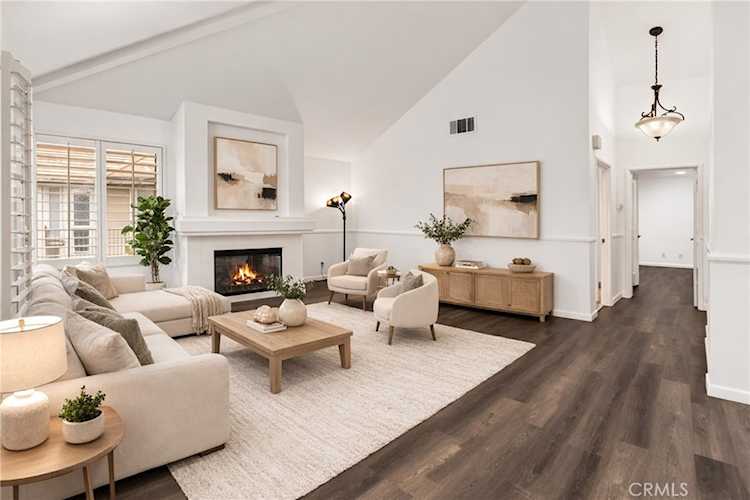 631 S Dewberry, Anaheim Hills, CA 92808