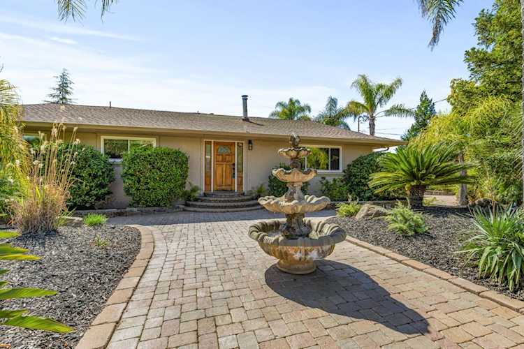 7301 Ridgeview Lane, Penryn, CA 95663