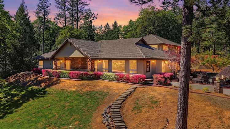 4345 La Brosa Place, Foresthill, CA 95631