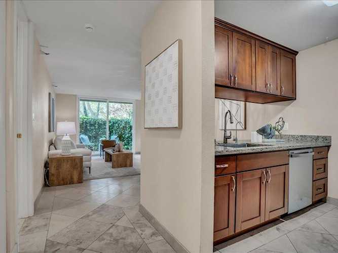 7101 Shelter Creek Ln, San Bruno, CA 94066