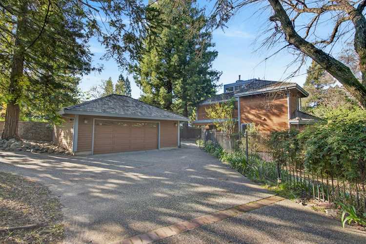 7731 Winding Way, Fair Oaks, CA 95628